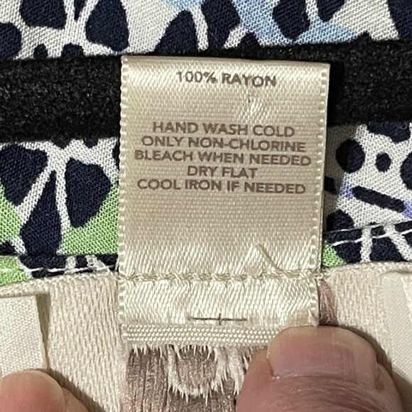 Loft Womens Size M Black & Green Geometric Long Sleeve Blouse 100% Rayon - Picture 6 of 9